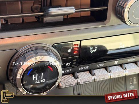 Used 2024 Toyota Tacoma Trailhunter image 21