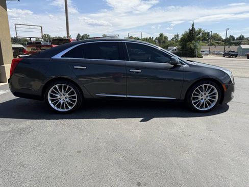 Used 2013 Cadillac XTS Platinum image 8