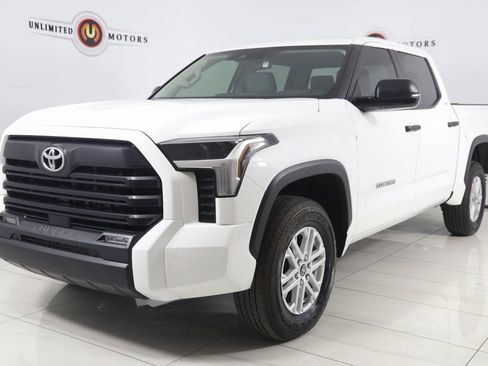 Used 2024 Toyota Tundra SR5 w/ SR5 Convenience Package image 5