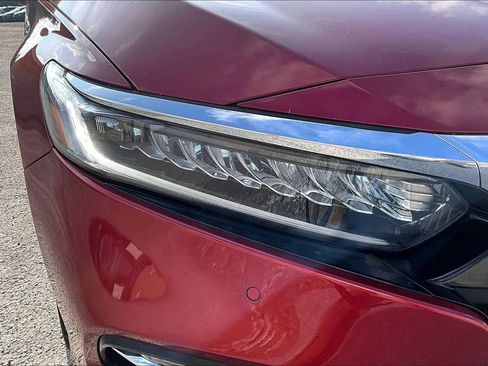 Used 2020 Honda Accord Touring image 32
