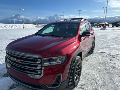 Used 2023 GMC Acadia AT4 w/ Technology Package image 4