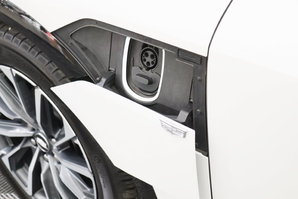 Certified 2024 Cadillac Lyriq Sport AWD/4WD image 6