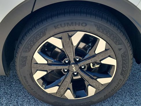 Used 2024 Kia Sportage X-Line w/ X-Line Premium Package AWD/4WD image 8