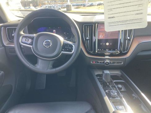 Certified 2024 Volvo XC60 B5 Plus image 14