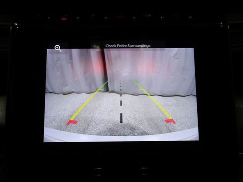 Used 2023 Jeep Grand Cherokee Altitude image 30