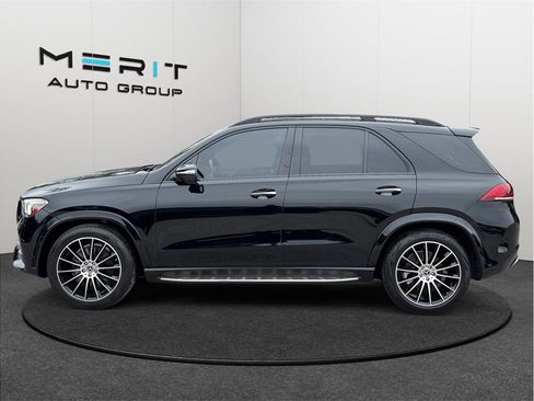 Used 2020 Mercedes-Benz GLE 450 4MATIC w/ AMG Line Exterior image 5