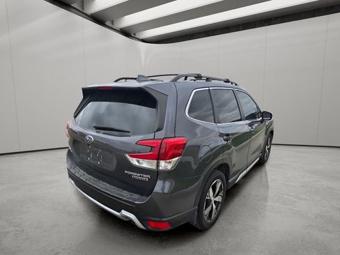 Used 2020 Subaru Forester Touring AWD/4WD image 5