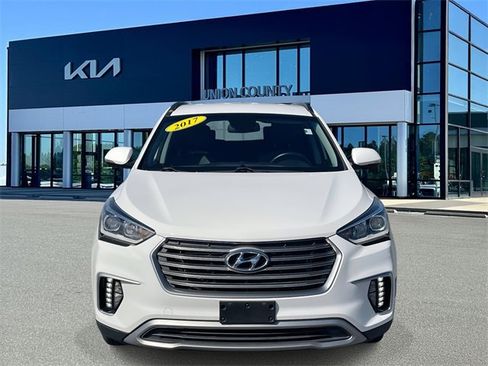 Used 2017 Hyundai Santa Fe SE w/ SE Premium Package 02 image 2