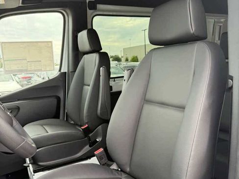 New 2025 Mercedes-Benz Sprinter 2500 image 22