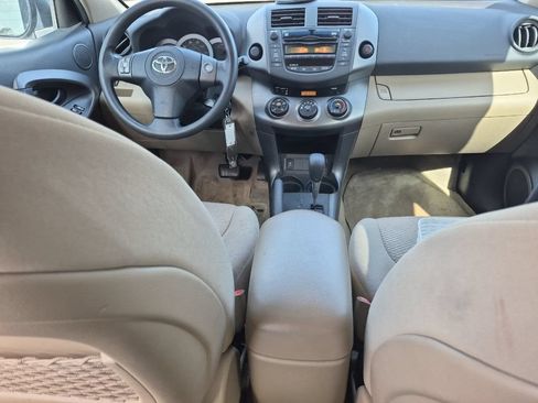 Used 2011 Toyota RAV4 2WD w/ Upgrade Value Pkg image 13