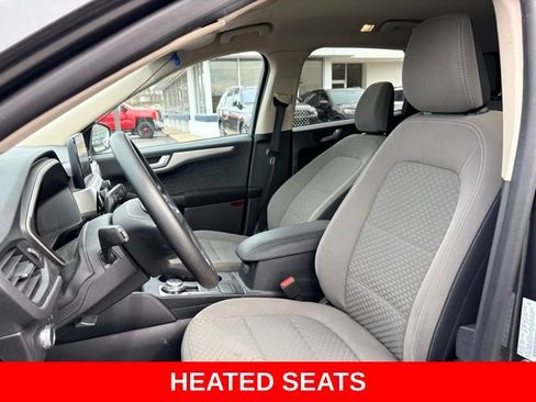 Used 2020 Ford Escape SE image 4