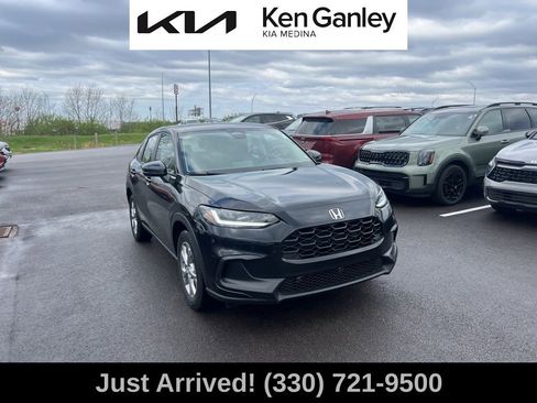 Used 2024 Honda HR-V LX image 3