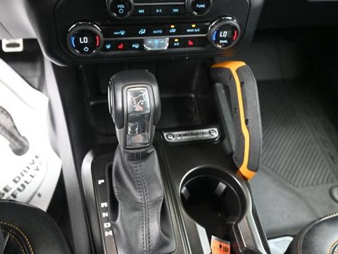 Used 2023 Ford Bronco Badlands AWD/4WD image 25