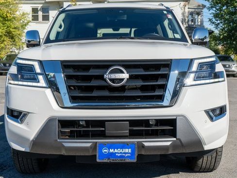 Used 2022 Nissan Armada Platinum w/ Captain's Chairs Package image 3