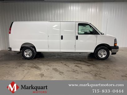New 2025 Chevrolet Express 3500 Extended