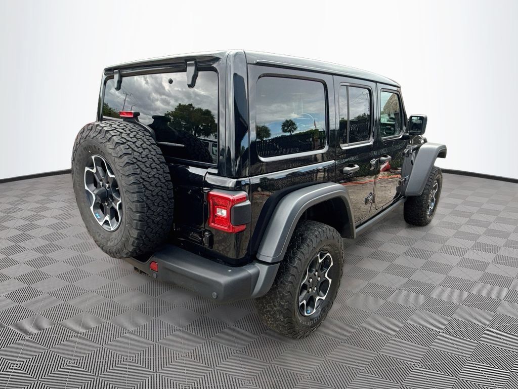 Used 2022 Jeep Wrangler Unlimited Rubicon 4xe w/ Steel Bumper Group AWD/4WD image 6