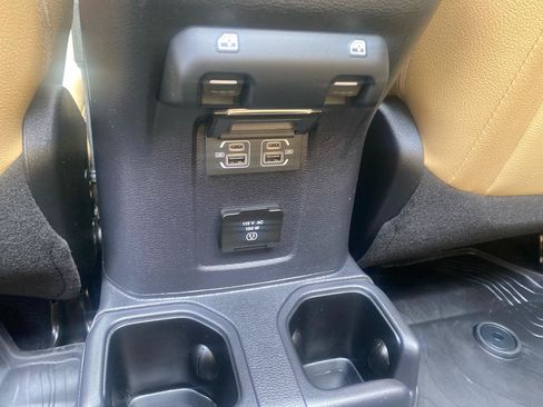 Used 2022 Jeep Wrangler Unlimited Sport w/ Sun And Sound Package AWD/4WD image 26
