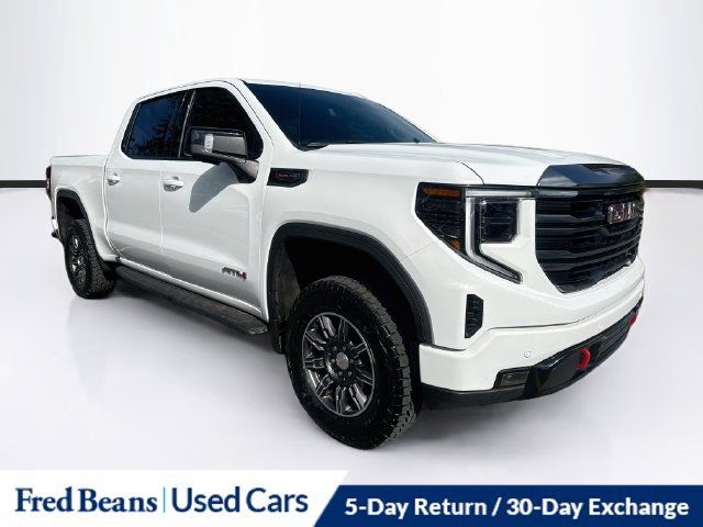 Used 2024 GMC Sierra 1500 AT4 w/ Technology Package AWD/4WD image 1