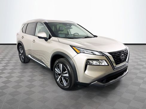 Used 2023 Nissan Rogue SL FWD image 1