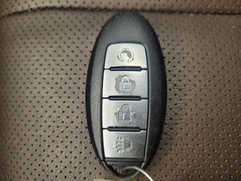 Used 2015 Nissan Murano SL image 32