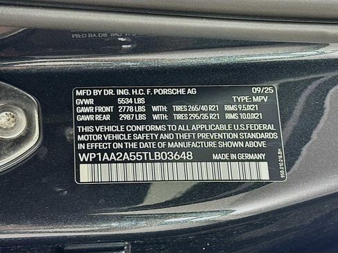 New 2026 Porsche Macan image 34