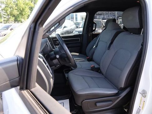 Used 2023 RAM 1500 Big Horn AWD/4WD image 8