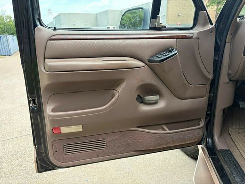 Used 1996 Ford Bronco Eddie Bauer AWD/4WD image 27