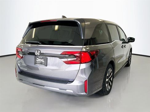 New 2026 Honda Odyssey EX-L image 14