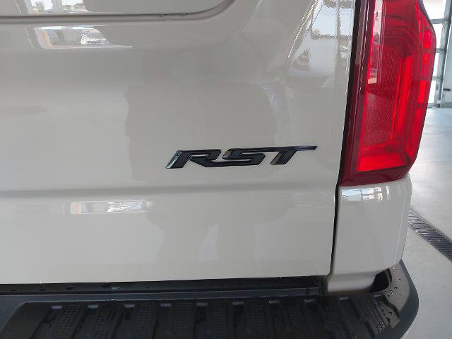 New 2026 Chevrolet Silverado 1500 RST w/ Dark Appearance Package AWD/4WD image 33