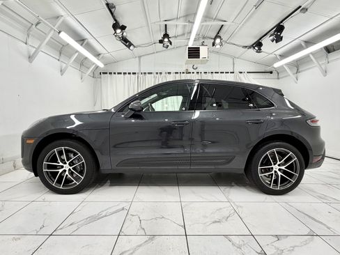 Certified 2024 Porsche Macan AWD/4WD image 15