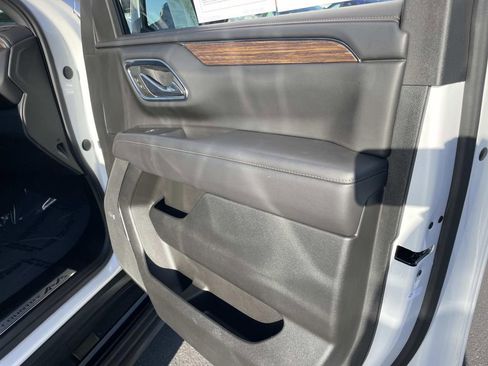 Used 2023 Chevrolet Tahoe High Country image 26