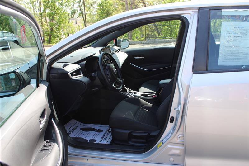Used 2021 Toyota Corolla SE w/ Carpet Mat Package (TMS) FWD image 10
