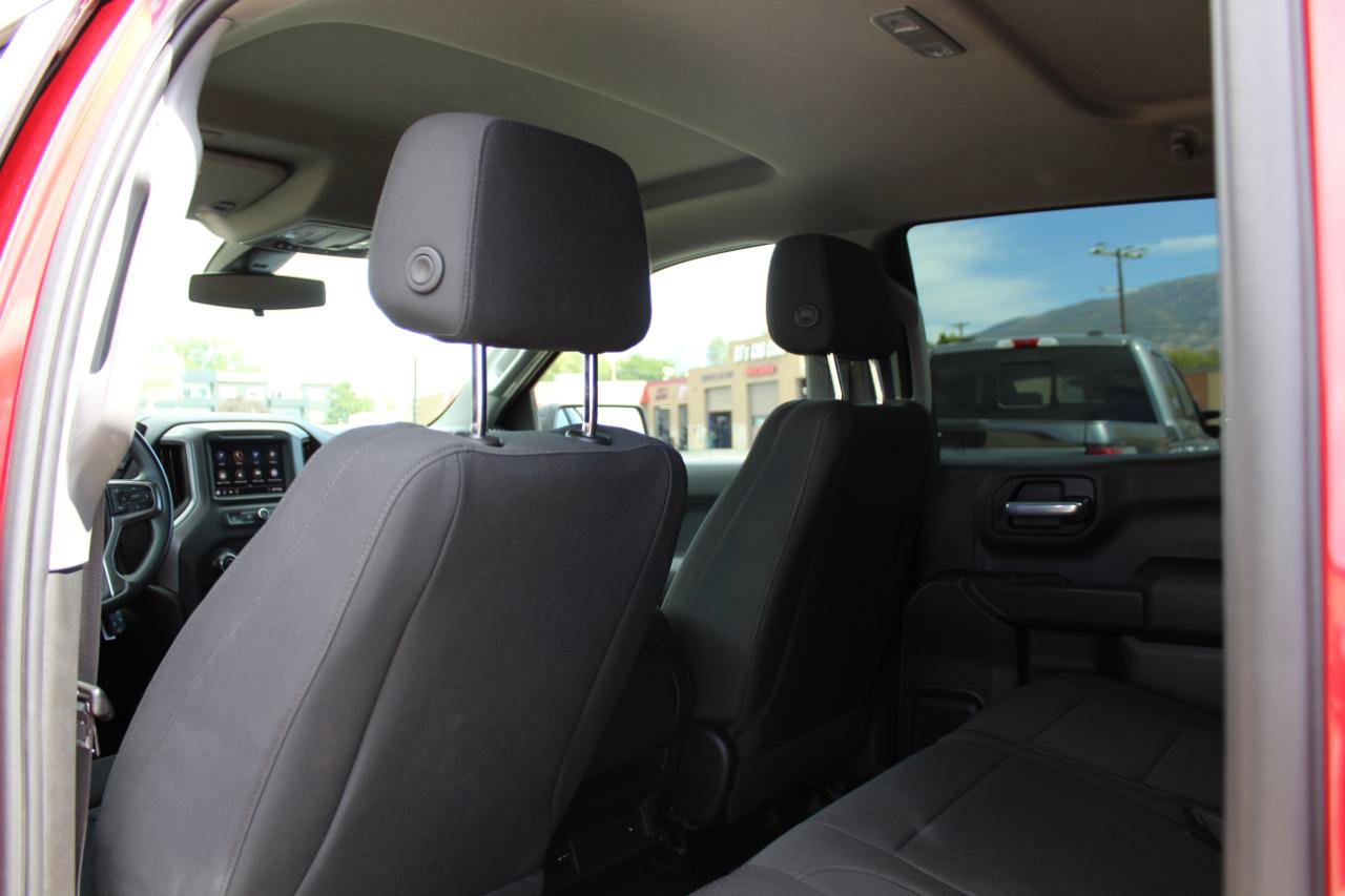 Used 2021 Chevrolet Silverado 1500 Custom Trail Boss w/ Safety Confidence Package AWD/4WD image 27