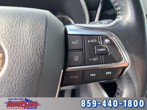 Used 2021 Toyota Highlander XLE image 26