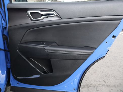 Certified 2026 Kia Sportage EX w/ EX Panorama Roof Package image 29