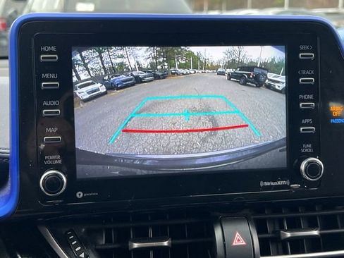 Used 2021 Toyota C-HR XLE image 27