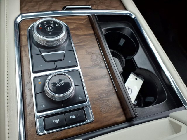 Certified 2021 Ford Expedition Platinum AWD/4WD image 22