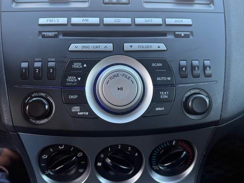 Used 2011 MAZDA MAZDA3 i Touring image 36