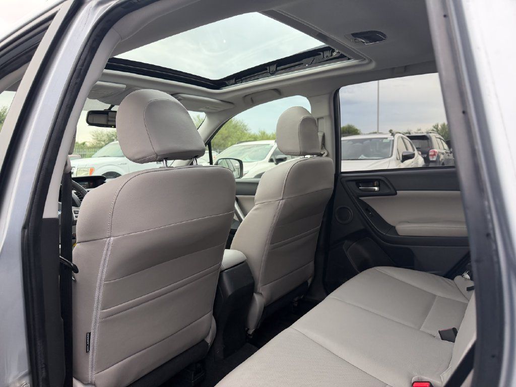 Used 2014 Subaru Forester 2.5i Touring w/ Protection Package #2 AWD/4WD image 6