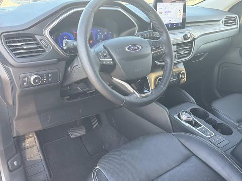 Certified 2020 Ford Escape Titanium FWD image 12