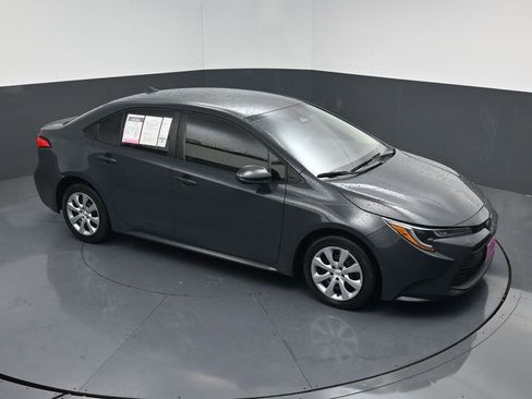 Used 2023 Toyota Corolla LE image 13