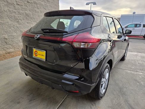 Used 2024 Nissan Kicks S FWD image 5