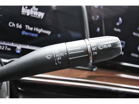 Used 2023 Cadillac Escalade Sport Platinum AWD/4WD image 19