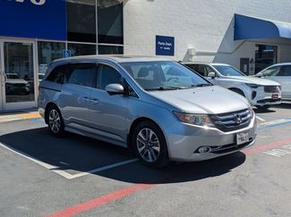 Used 2016 Honda Odyssey Touring video 3