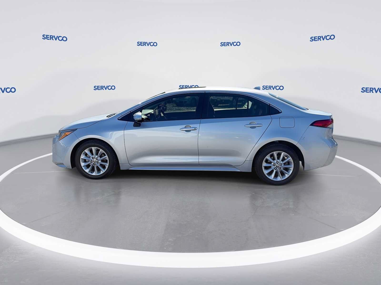 Used 2021 Toyota Corolla XLE FWD image 5