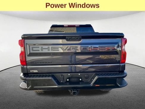 Used 2023 Chevrolet Silverado 1500 Custom Trail Boss w/ LPO, Dark Essentials Package image 12