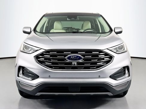 Used 2024 Ford Edge Titanium w/ Equipment Group 301A AWD/4WD image 2