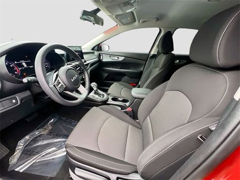 Used 2023 Kia Forte LXS image 19
