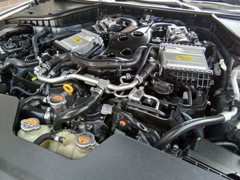 Used 2017 INFINITI Q50 3.0t Premium w/ 3.0T Premium Plus Package image 32