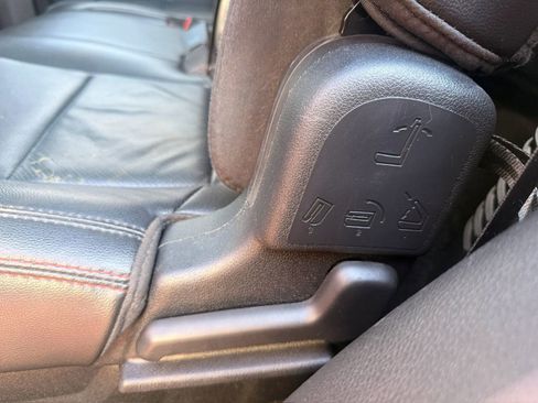 Used 2018 Ford Explorer Sport AWD/4WD image 29
